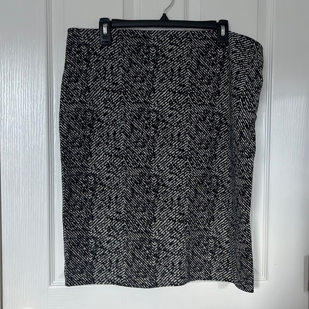 Pencil shirt, size L